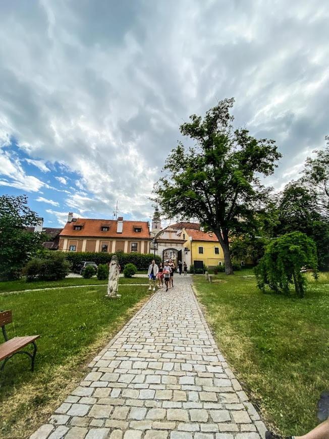 Klasterni Apartmany Český Krumlov Exterior foto
