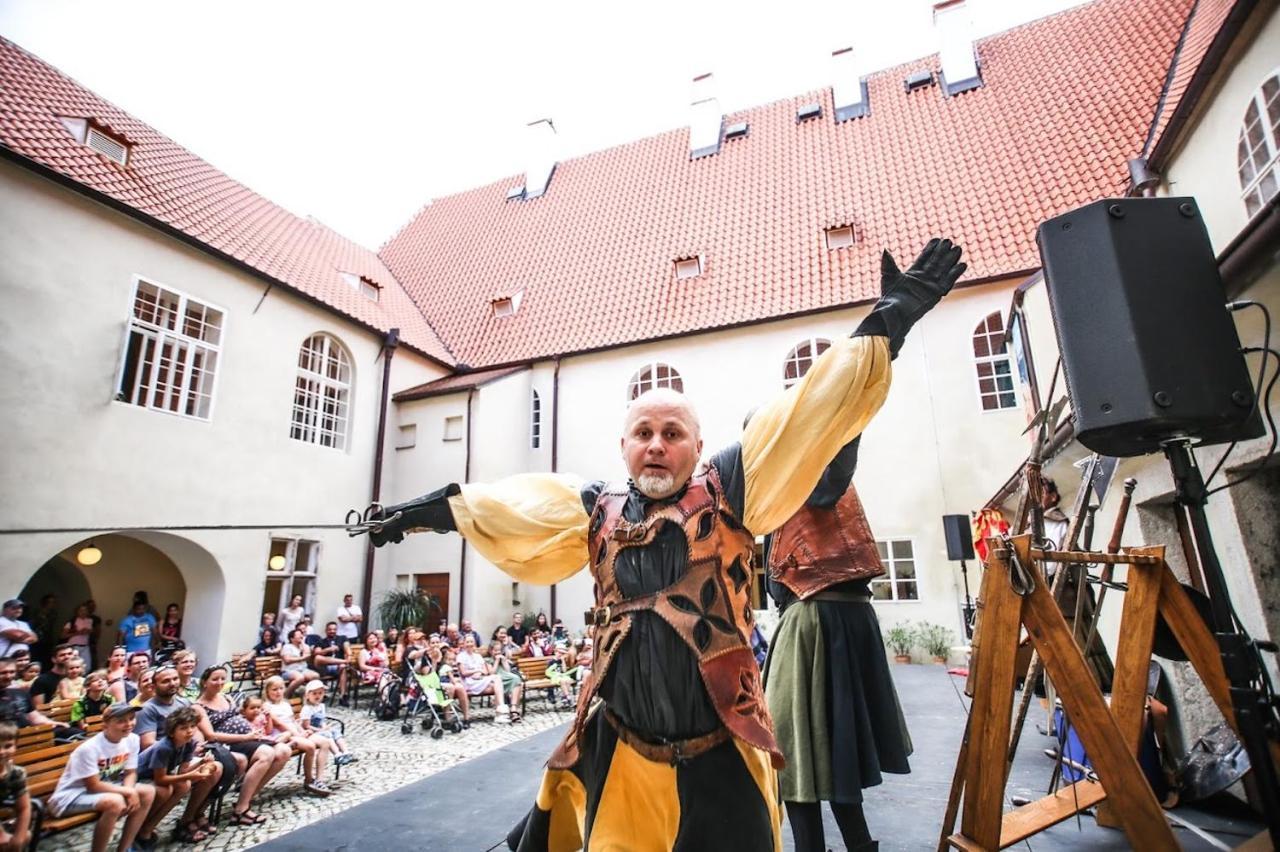 Klasterni Apartmany Český Krumlov Exterior foto